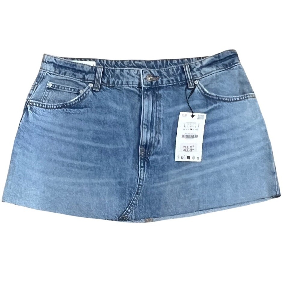 ZARA Denim Mini Skirt Womens Size L Blue Wash Button Closure 5-Pocket